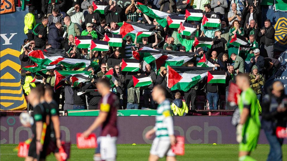 Celtic taraftarı Filistin’e desteğini sürdürdü