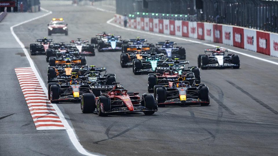 Formula 1’de sezonun 20. yarışı Meksika’da yapılacak