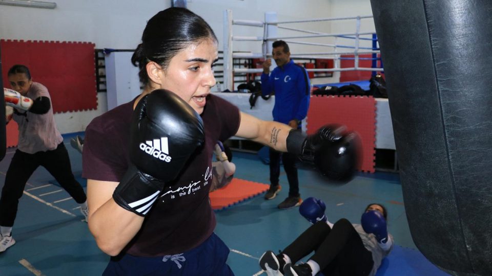 Milli boksör Evin Erginoğuz’un gözü Avrupa Şampiyonası’nda