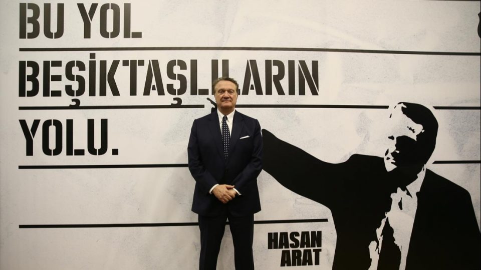 Beşiktaş Kulübü başkan adayı Hasan Arat Beşiktaşlılarla buluştu