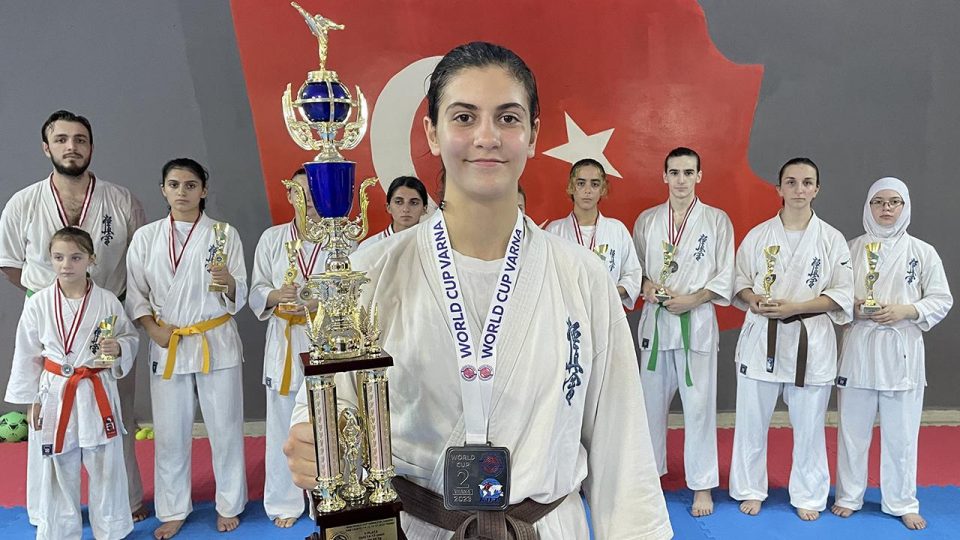 Milli karateci Nisagül 5 yılda 15 madalya kazandı
